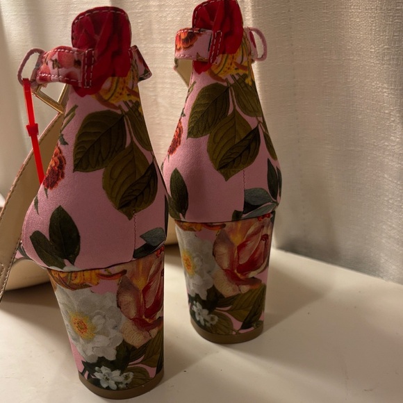 Nine West Pink Floral Heels - Picture 3 of 5